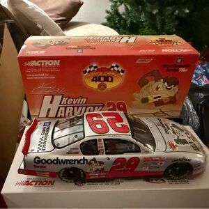 Kevin Harvick diecast car